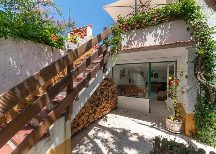 Atlantic Nest Poiares *